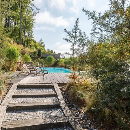 Theres Augusta شقة